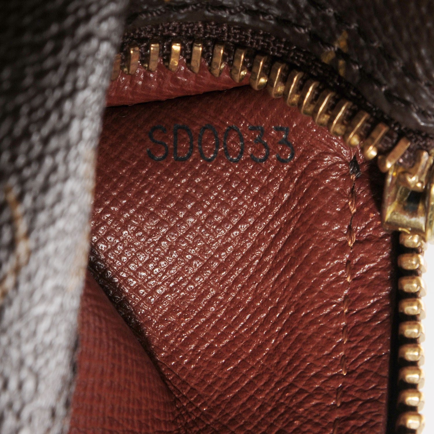 Louis Vuitton Monogram Papillon 30 7 of 7