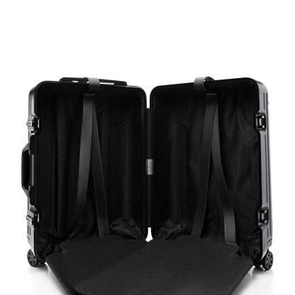 Rimowa Polycarbonate Aluminum Hybrid Cabin Matte Black 4 of 11