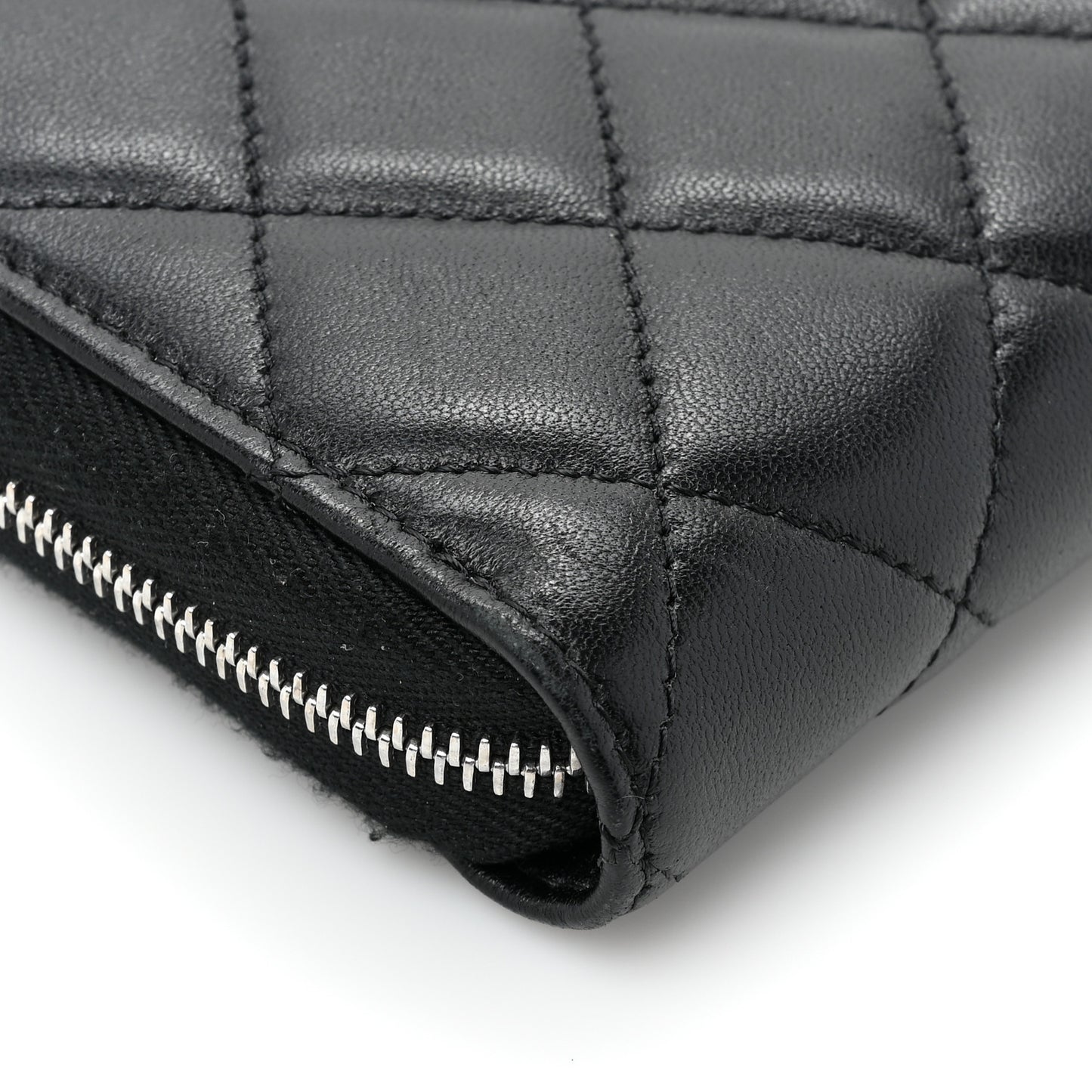 Lambskin Quilted Large Gusset Zip Around Wallet Black