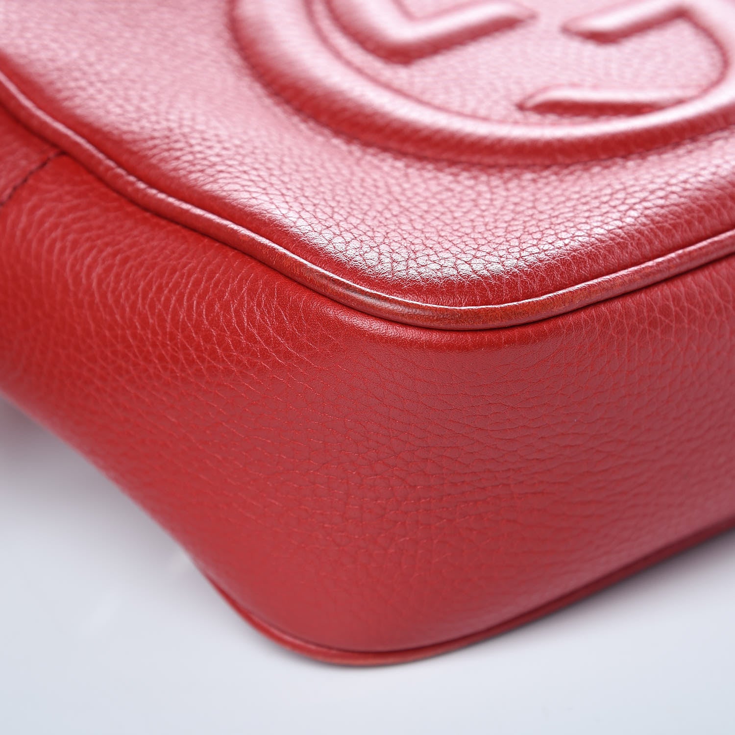 Gucci Pebbled Calfskin Small Soho Disco Bag Tabasco Red 8 of 15