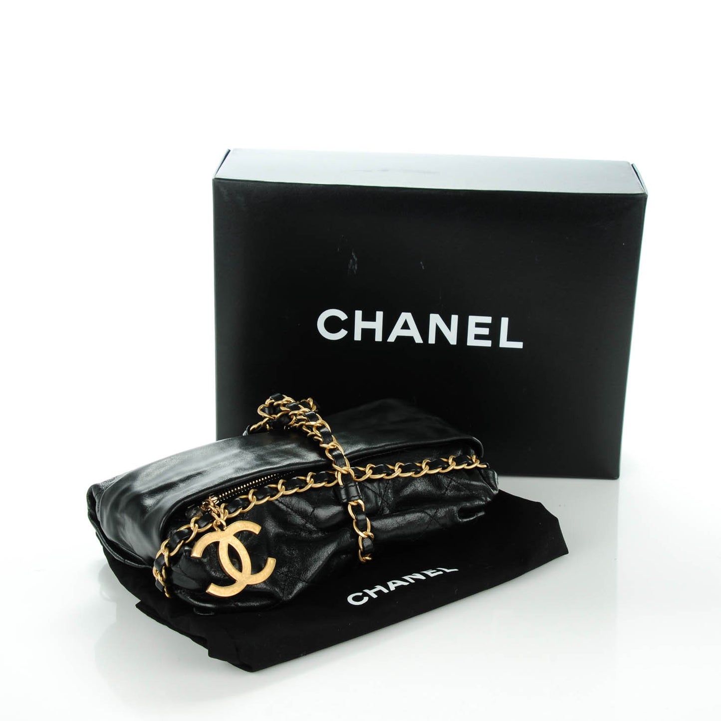 Calfskin Quilted Baluchon Black