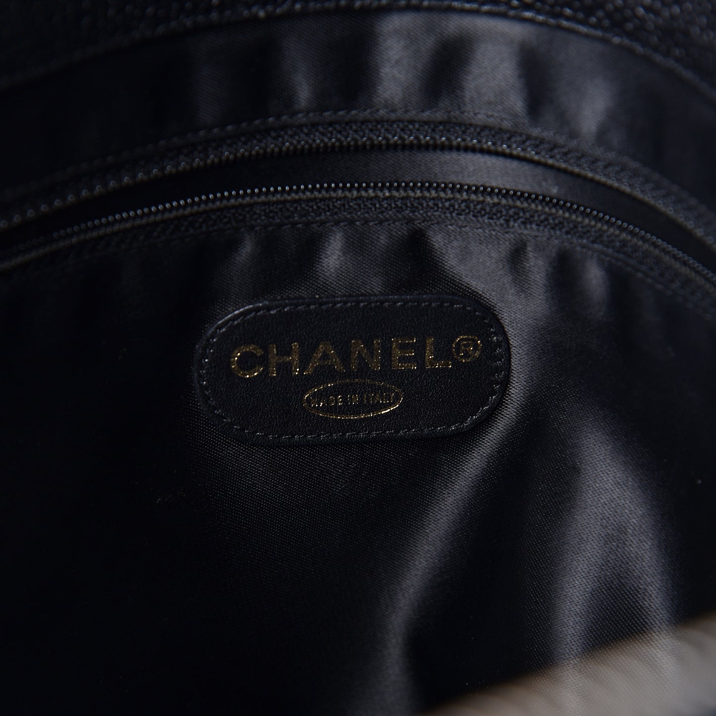 Caviar Large CC Shoulder Bag Black