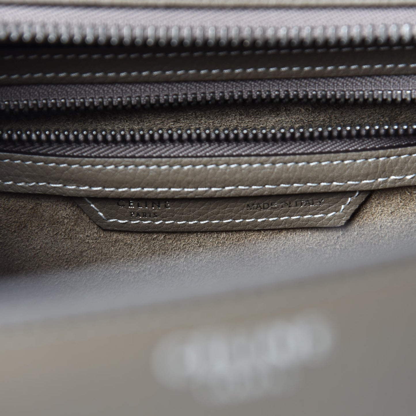 Drummed Calfskin Micro Luggage Souris
