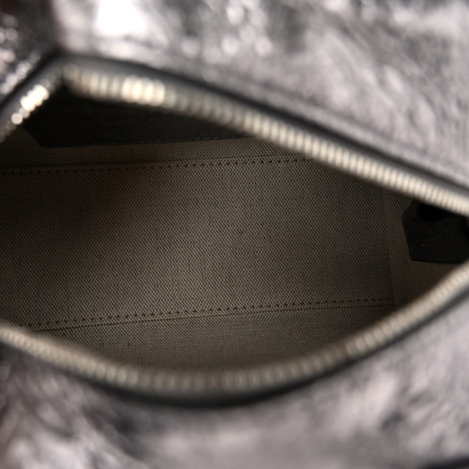 Givenchy Laminated Lambskin Micro Antigona Cube Bag Silvery Grey 5 of 9