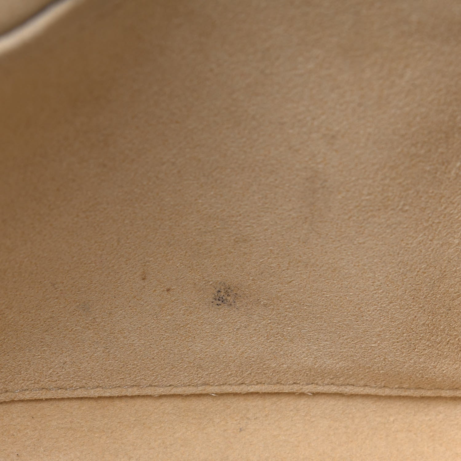 Louis Vuitton Monogram Manhattan PM 8 of 38