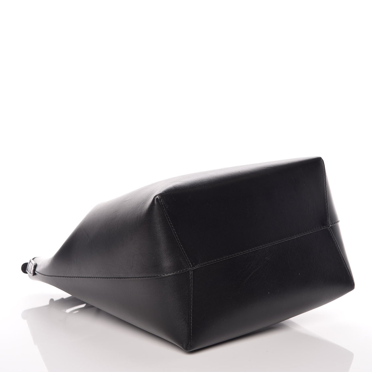 Vegetable Tanned Calfskin Bucket Bag Black Royal