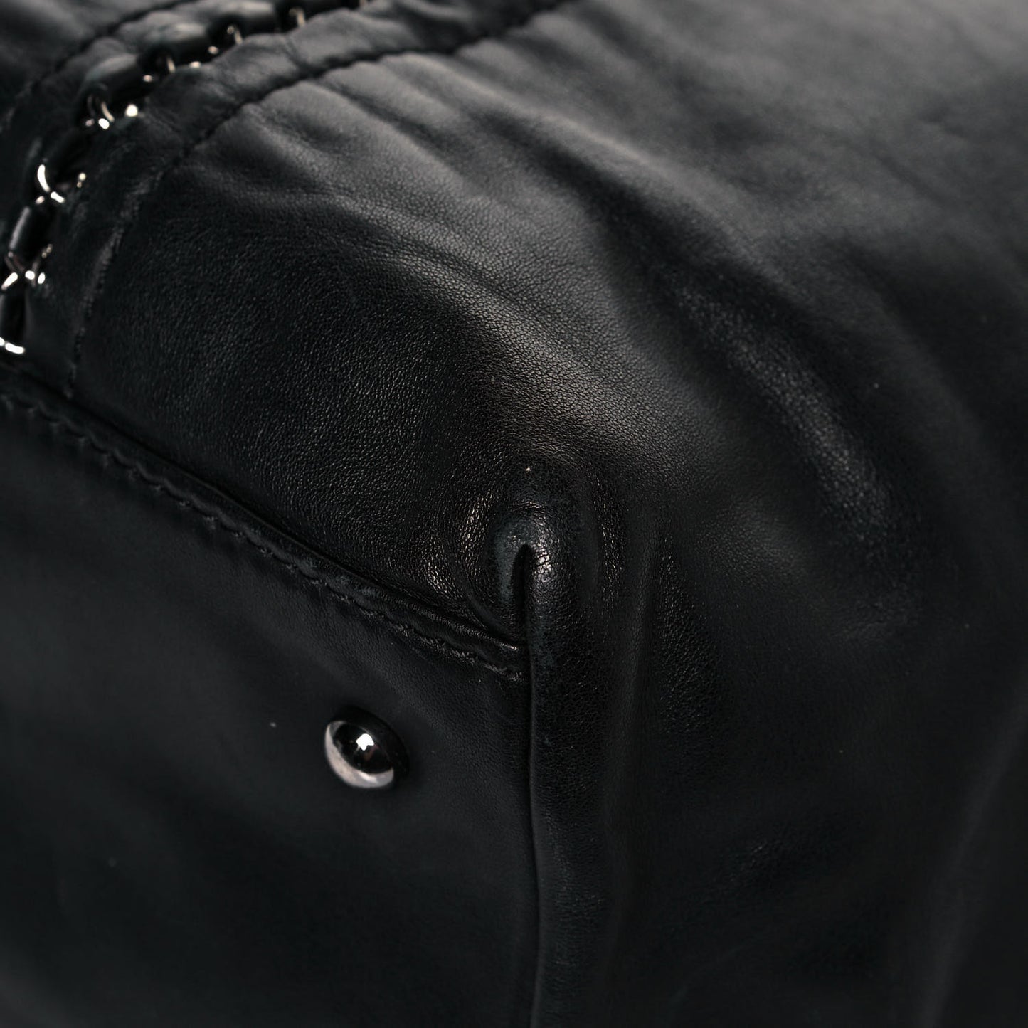 Smooth Calfskin Luxe Ligne Tote Black