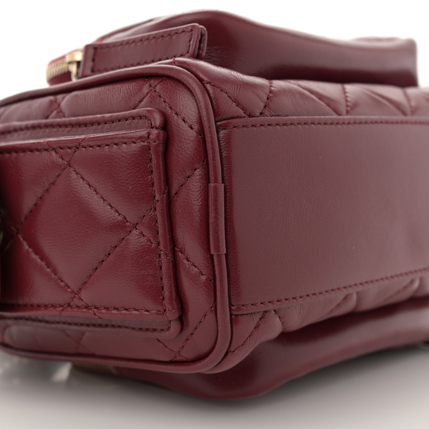 Shiny Crumpled Lambskin Quilted Small Preppy Pocket Camera Case Burgundy