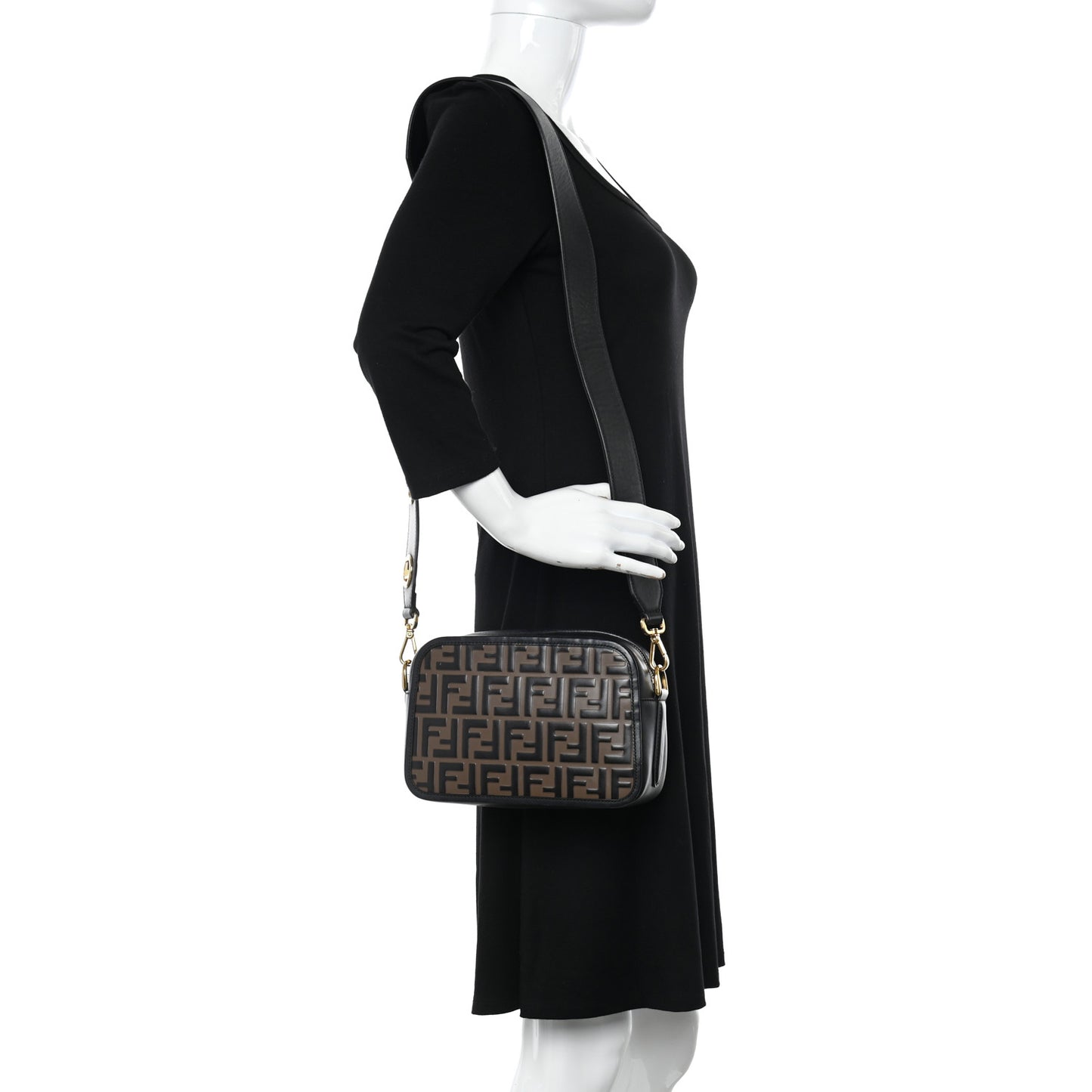 Vitello Century F is Fendi Bi-Color FF 1974 Embossed Camera Case Maya Black