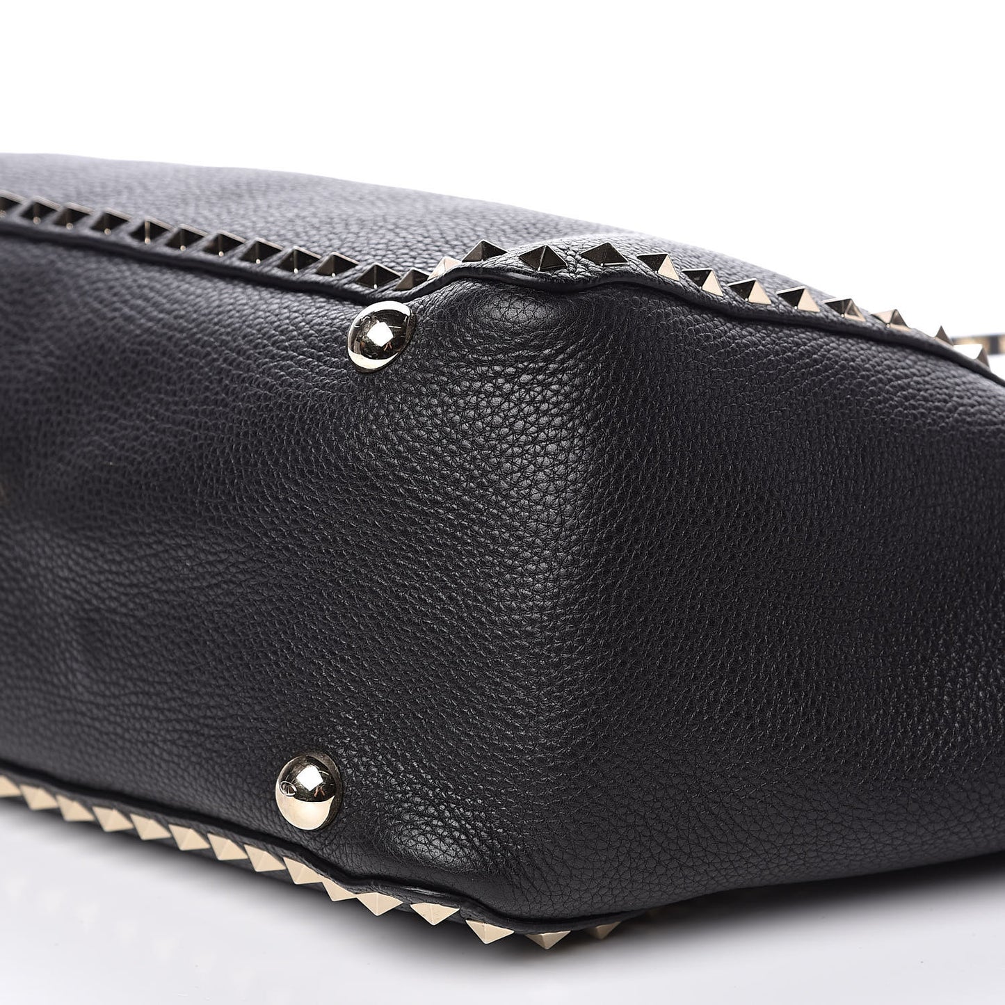 Pebbled Calfskin Medium Rockstud Tote Black