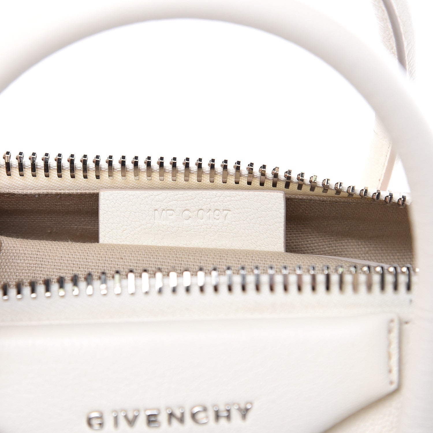 Givenchy Sugar Goatskin Small Antigona Off White 7 of 11