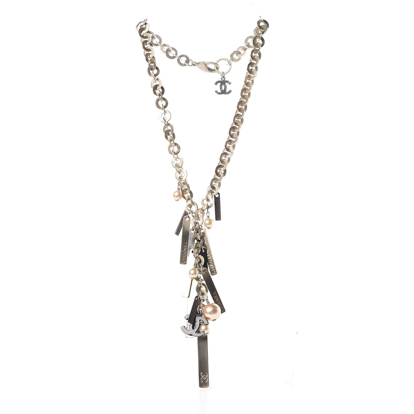 Pearl CC Logo Plate Necklace Silver