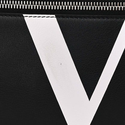 Valentino Garavani Calfskin Logo Belt Bag Black White 9 of 10