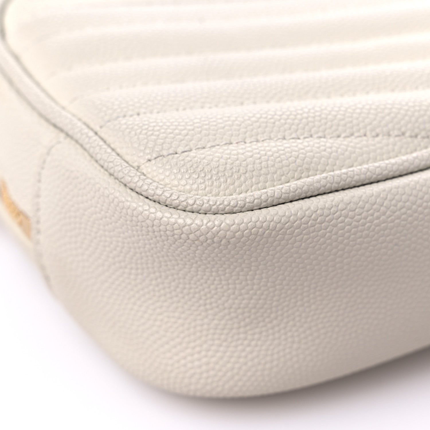 Saint Laurent Grain De Poudre Matelasse Monogram Mini Lou Camera Bag Blanc Vintage 10 of 15
