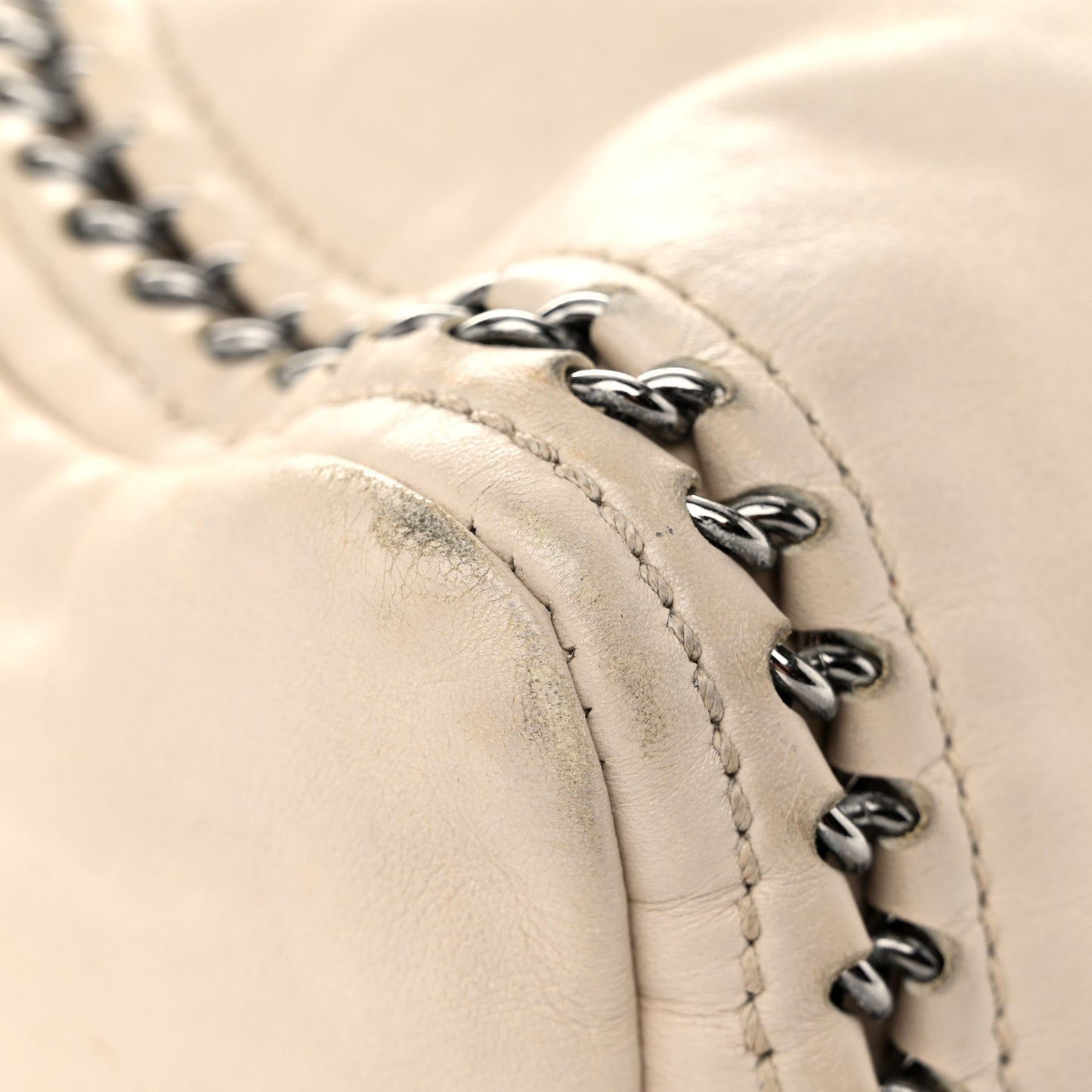 Goatskin Medium Luxe Ligne Bowler Beige