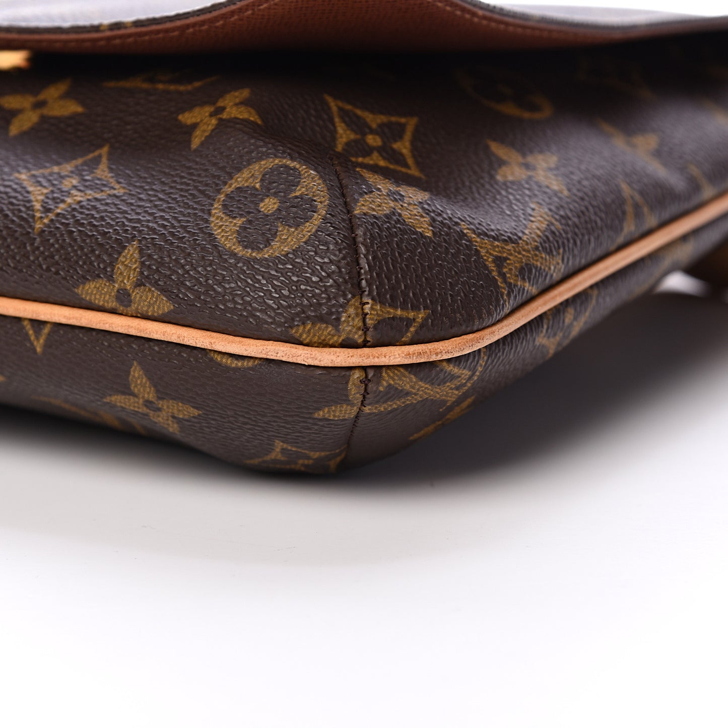 Monogram Musette Salsa
