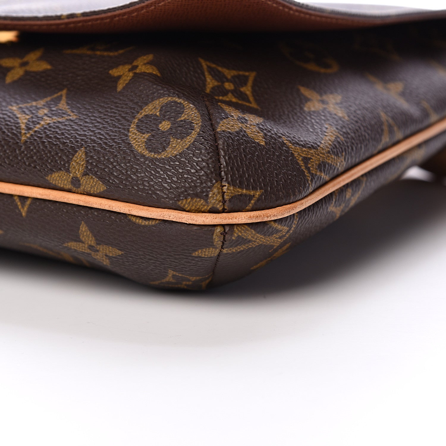 Louis Vuitton Monogram Musette Salsa 9 of 10