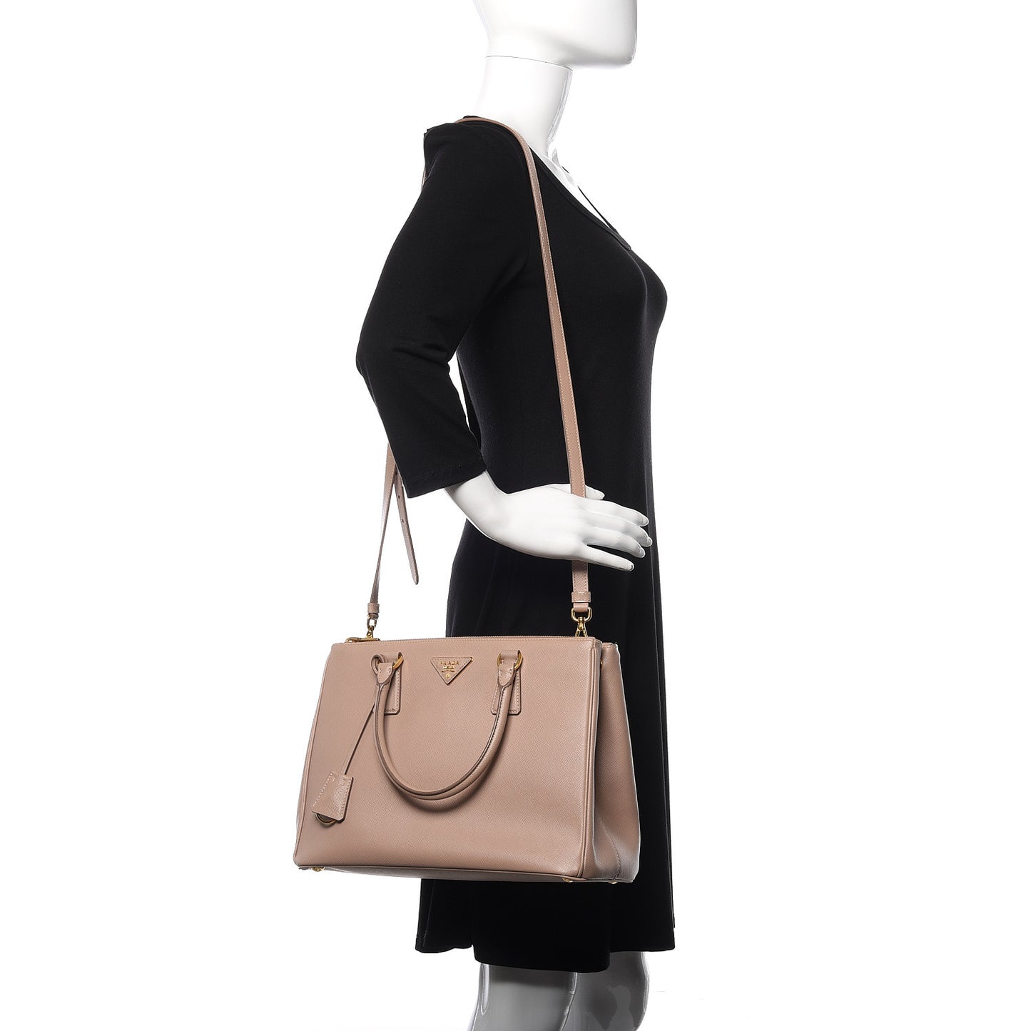 Saffiano Medium Galleria Double Zip Tote Cammeo