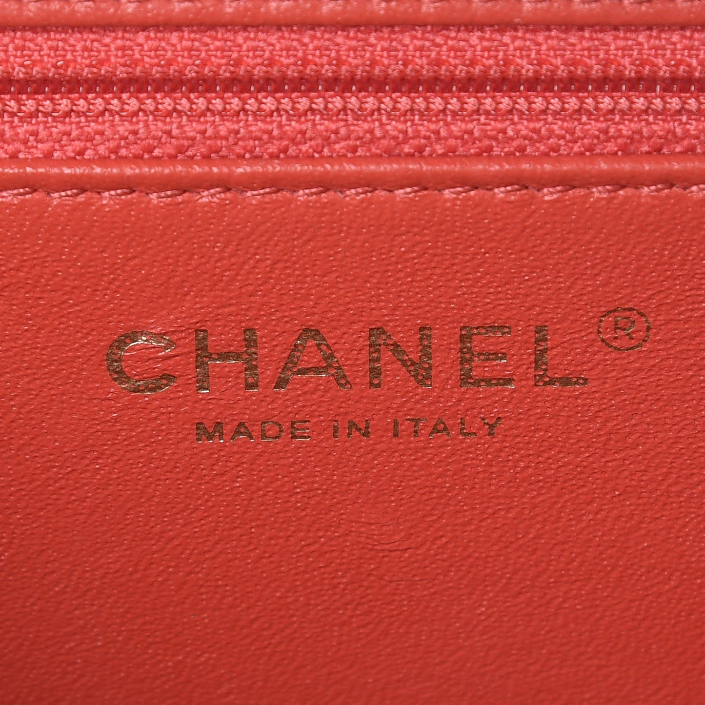 Caviar Quilted Medium CC Filigree Vanity Case Coral