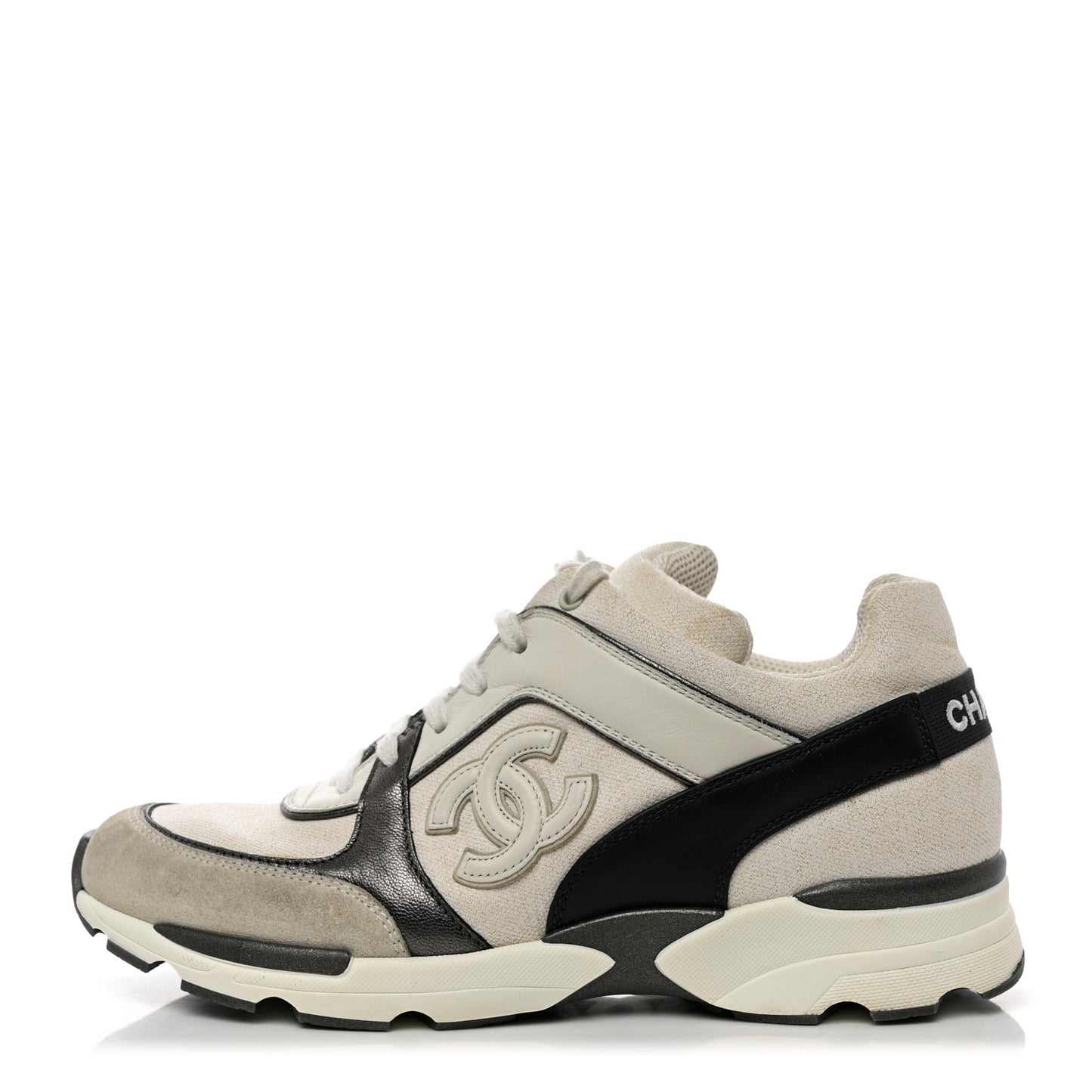 Suede Calfskin CC Sneakers 37 White Grey