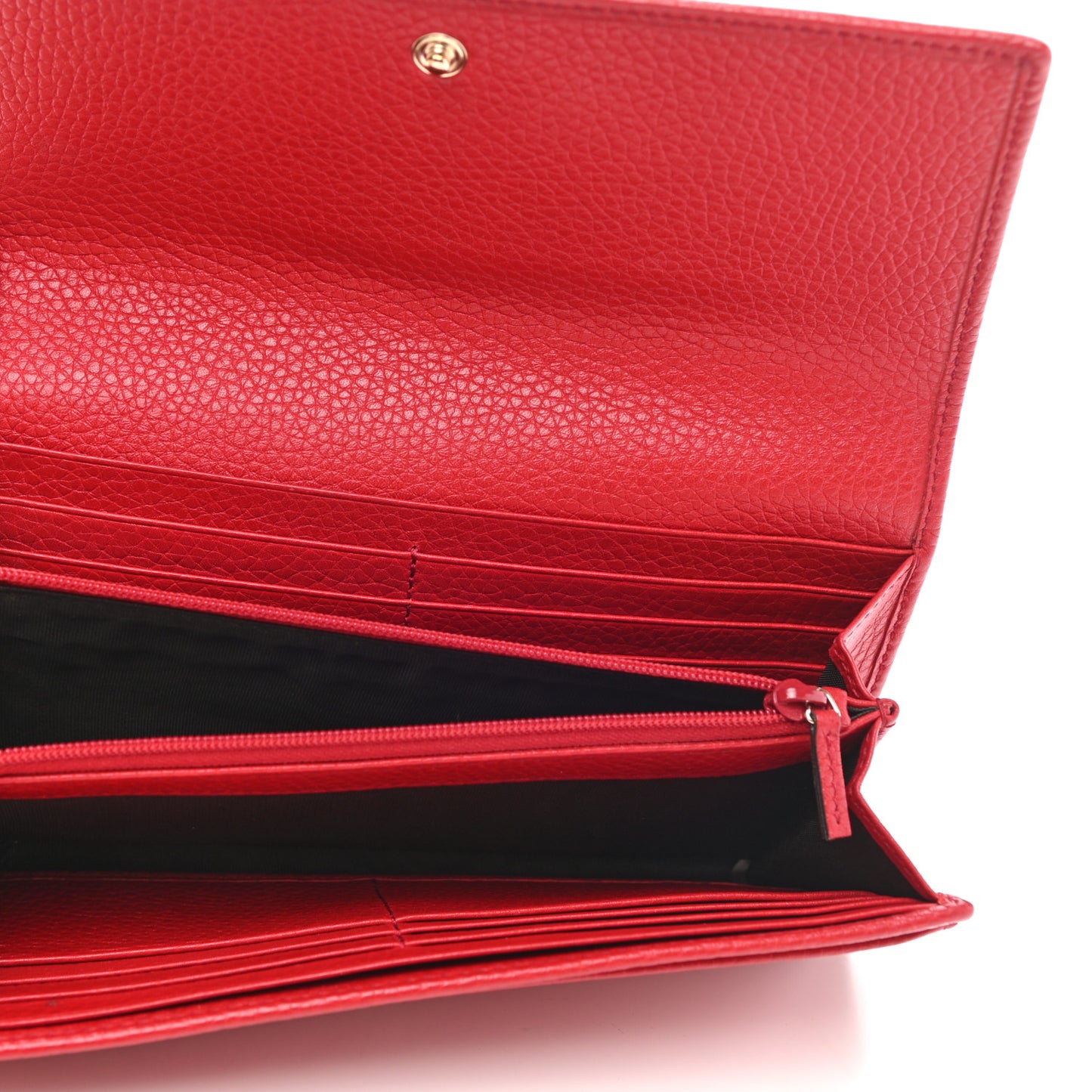 Pebbled Calfskin Large Soho Continental Wallet Red