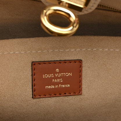 Louis Vuitton Calfskin Monogram Tufting On My Side Galet 6 of 9
