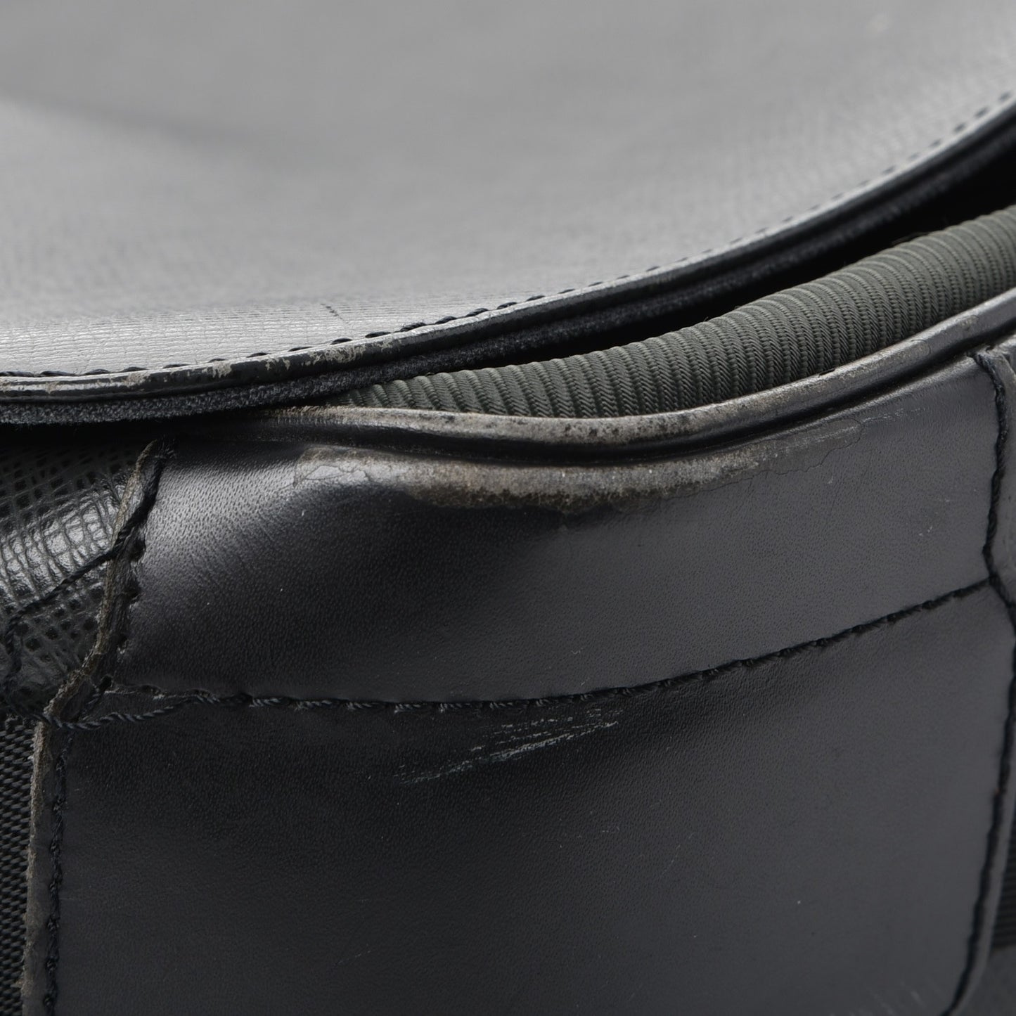 Taiga Viktor Messenger Bag Ardoise