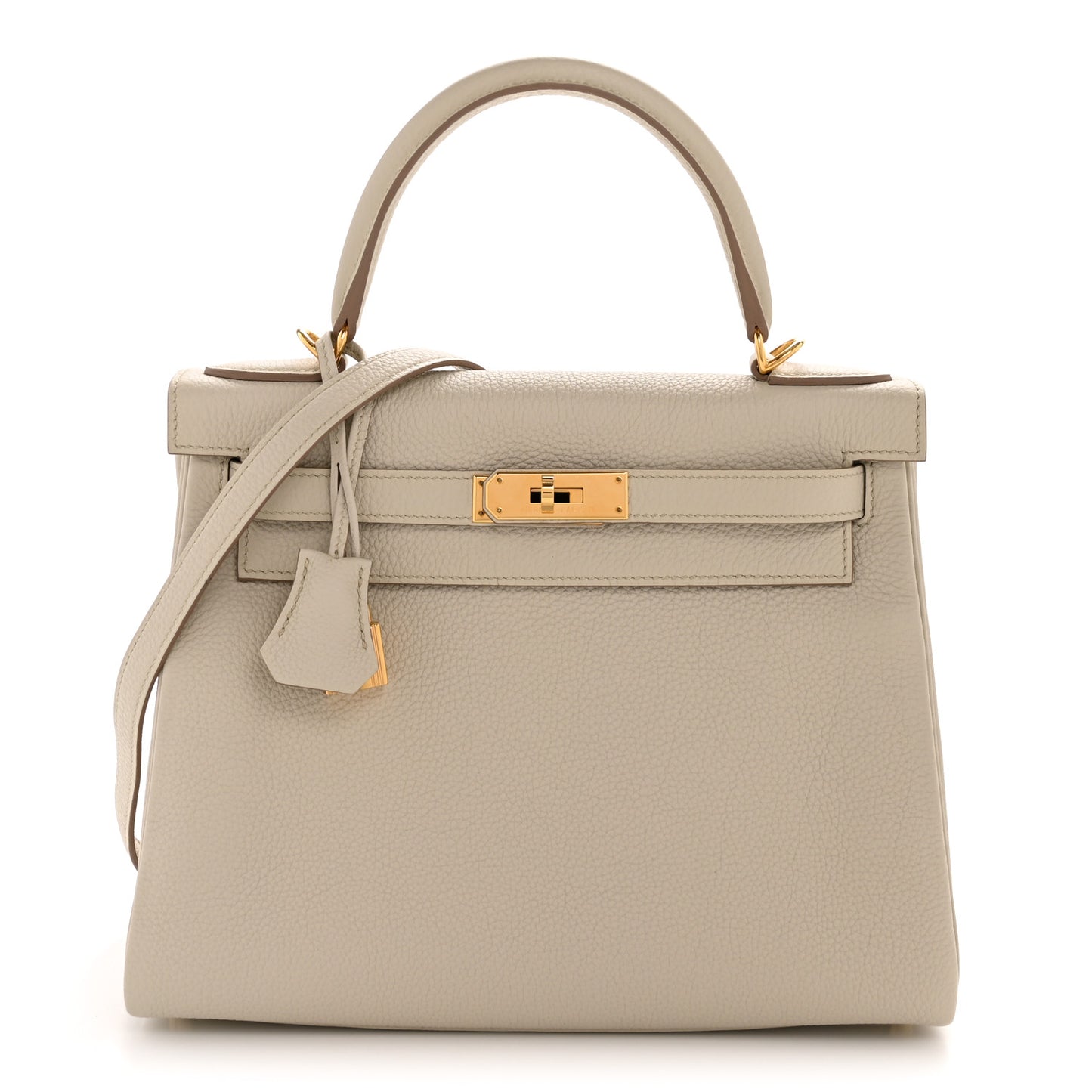 Togo Kelly Retourne 28 Beton
