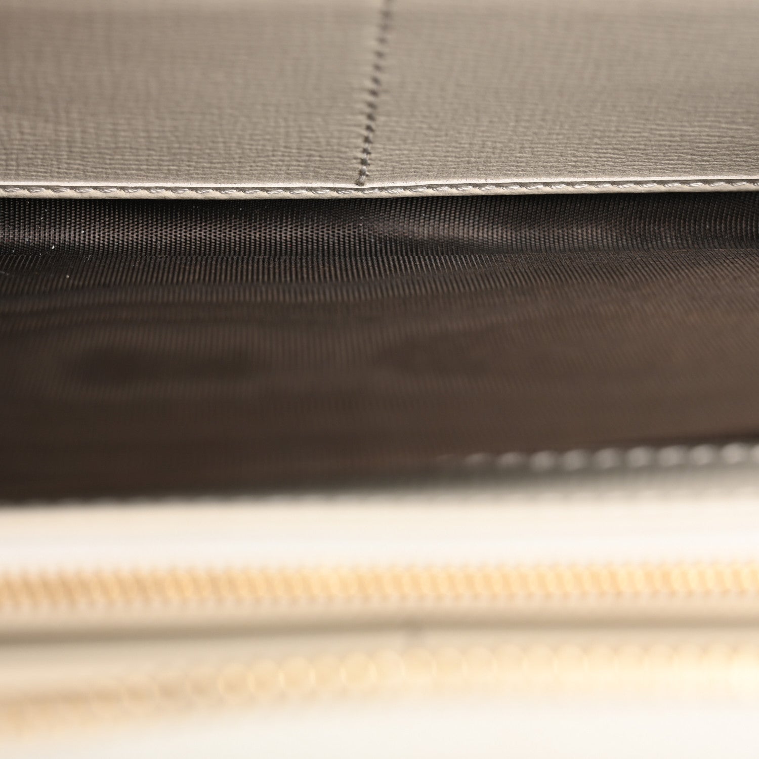 Gucci GG Supreme Monogram Azalea Calfskin Horsebit 1955 Zip Around Wallet Beige Ebony Mystic White 5 of 11