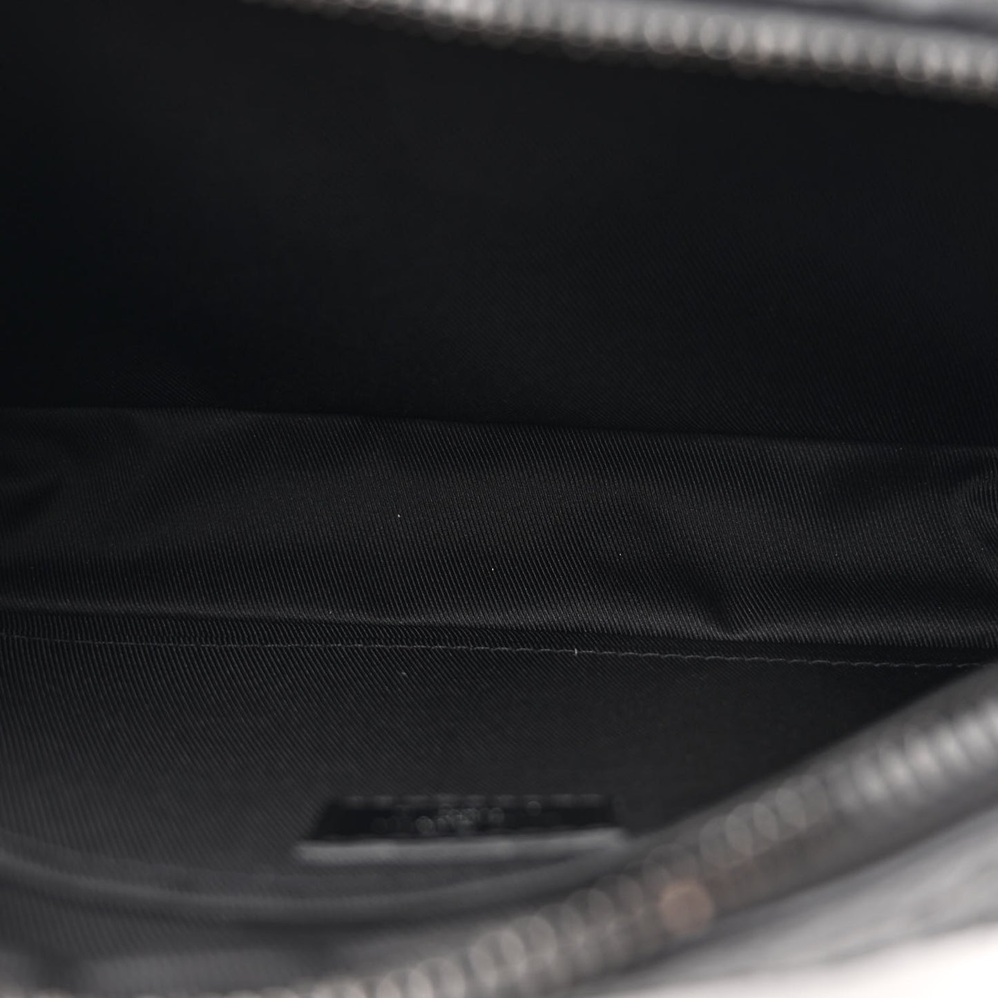 Taurillon Monogram Steamer Messenger Black
