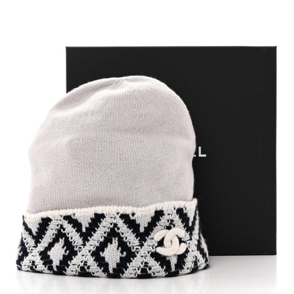 Chanel Cashmere Blend CC Beanie Hat White Navy Blue 6 of 6