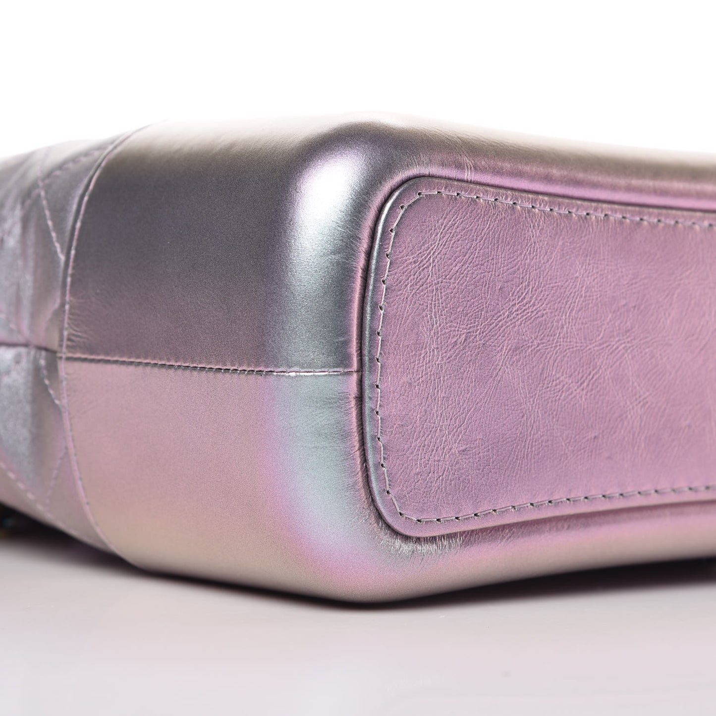 Iridescent Lambskin Calfskin Quilted Medium Gabrielle Hobo Light Purple