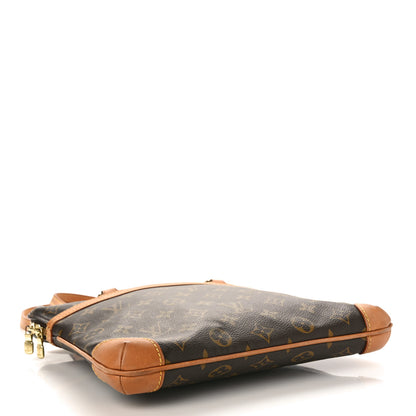 Louis Vuitton Monogram Sac Coussin GM 4 of 9