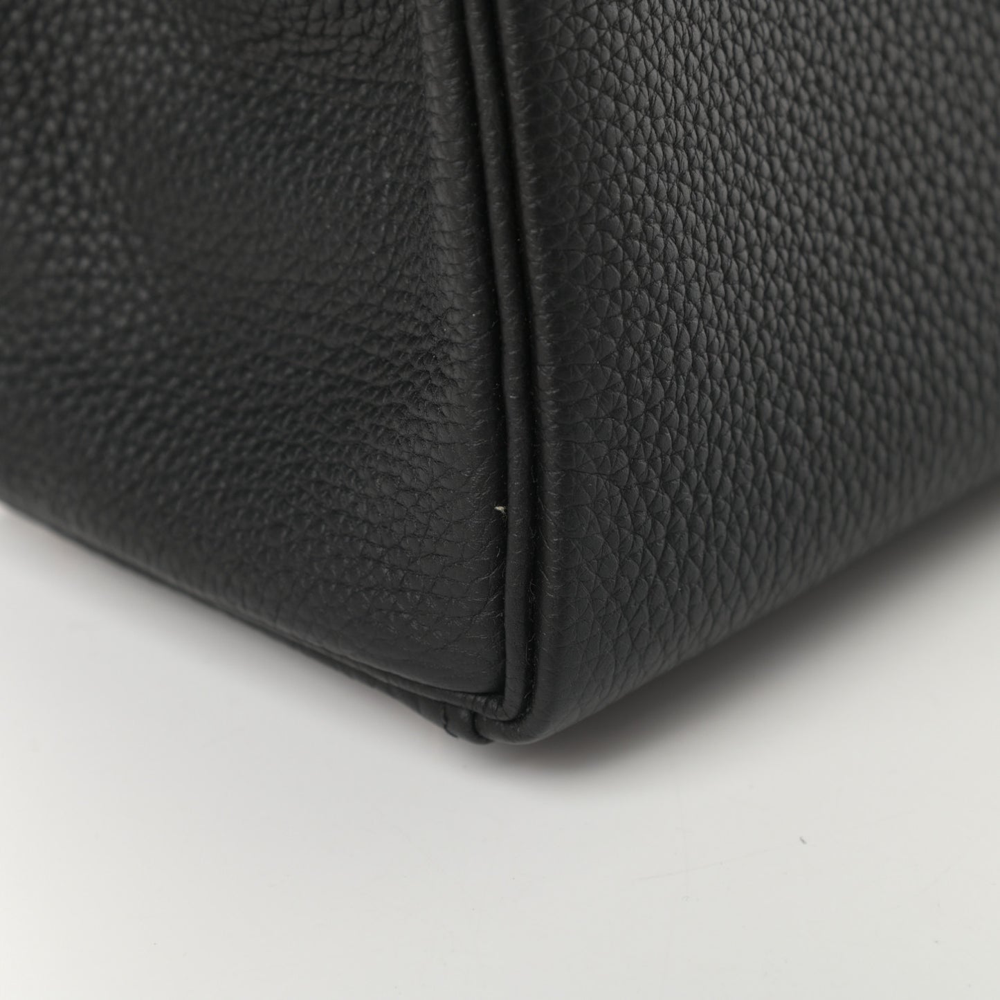 Togo Matte Alligator Kelly Retourne Touch 28 Black