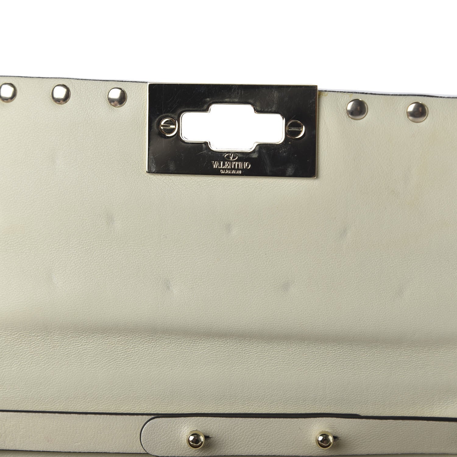 Valentino Garavani Nappa Rockstud Spike Wallet on Chain Light Ivory 10 of 10