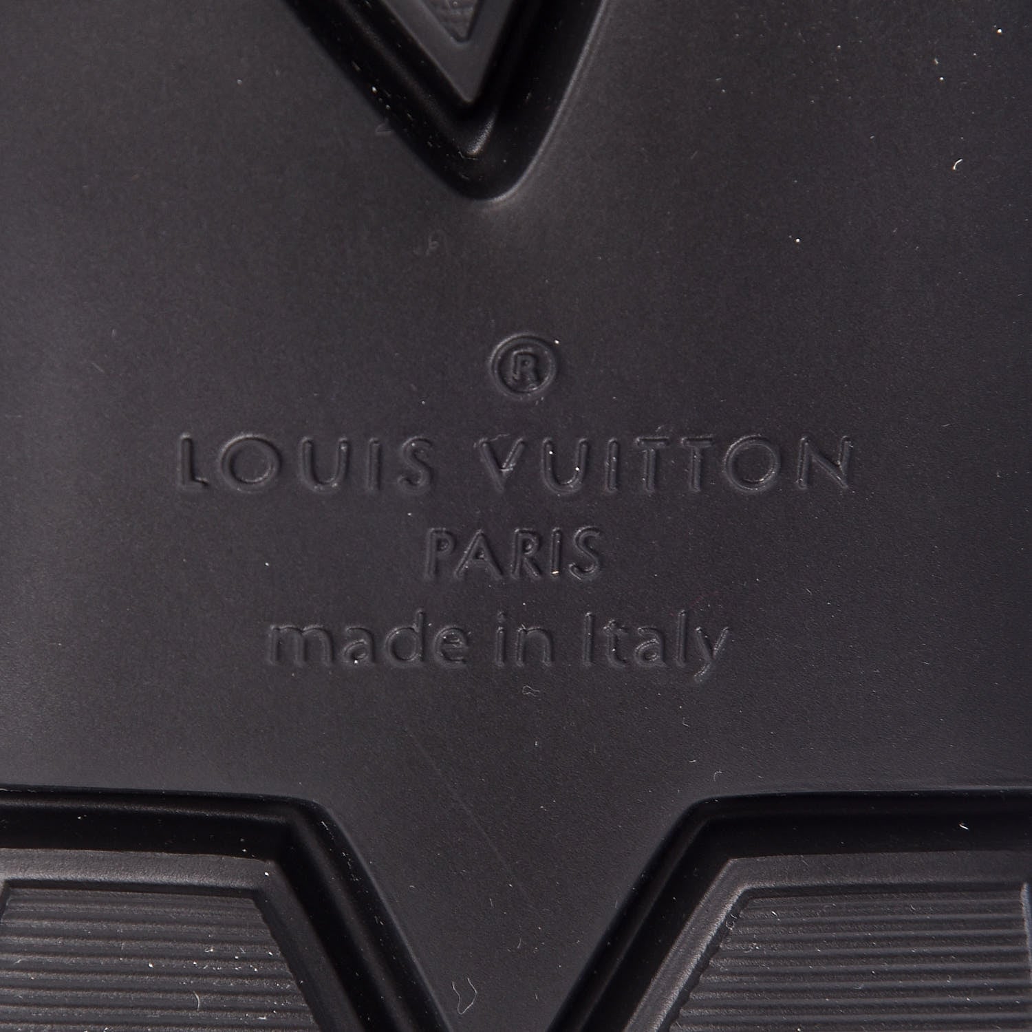 Louis Vuitton Neoprene Mesh Rubber Monogram Camo Fastlane Low Sneakers 13 Black 8 of 9