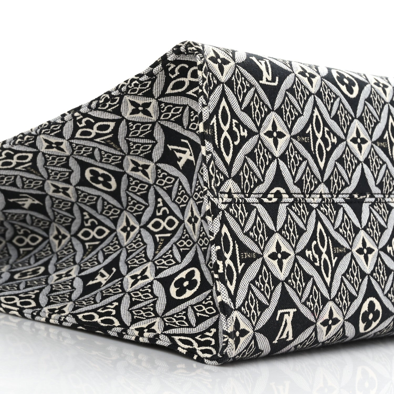 Louis Vuitton Jacquard Since 1854 Onthego GM Grey 7 of 8