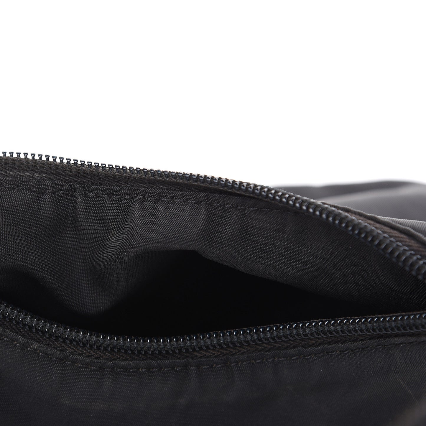 Tessuto Nylon Hobo Black