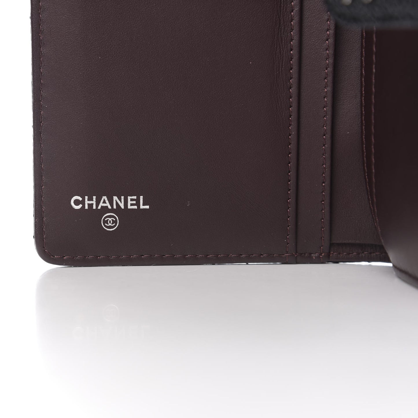 Caviar Quilted Zipped Pocket Wallet Black