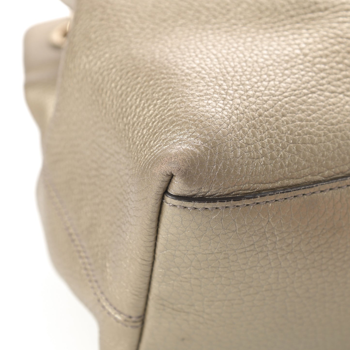 Metallic Pebbled Calfskin Medium Soho Chain Shoulder Bag Golden Beige