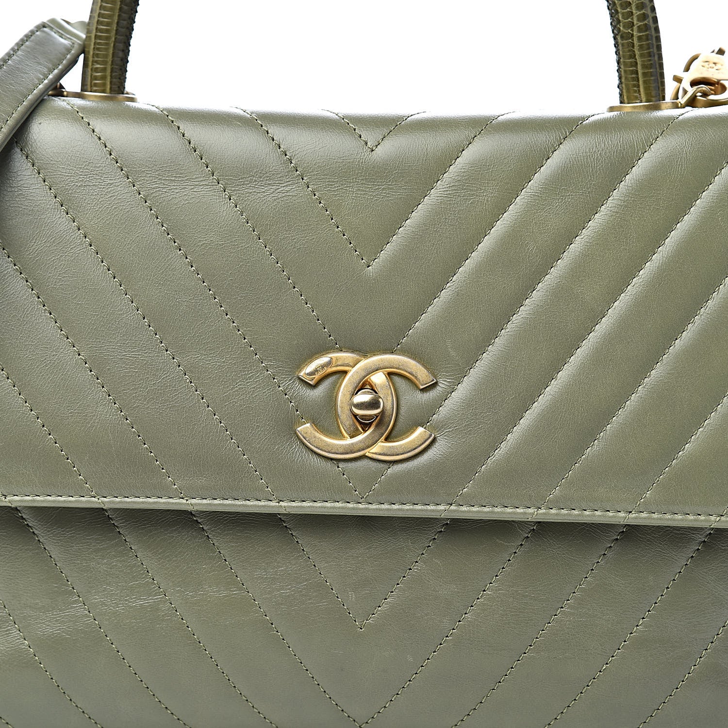 Chanel Calfskin Lizard Chevron Quilted Medium Coco Handle Flap Green 12 of 12