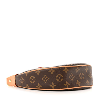 Louis Vuitton Monogram Loop 4 of 9