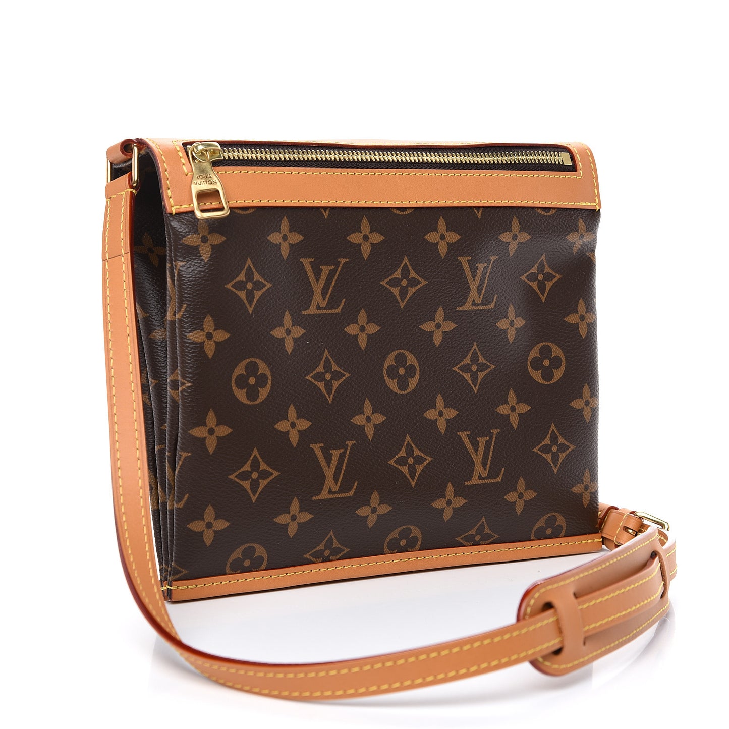Monogram Saumur Messenger PM