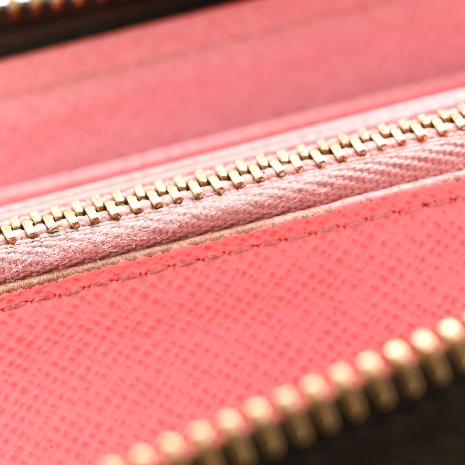 Louis Vuitton Monogram Illustre Zippy Wallet Rose 10 of 11