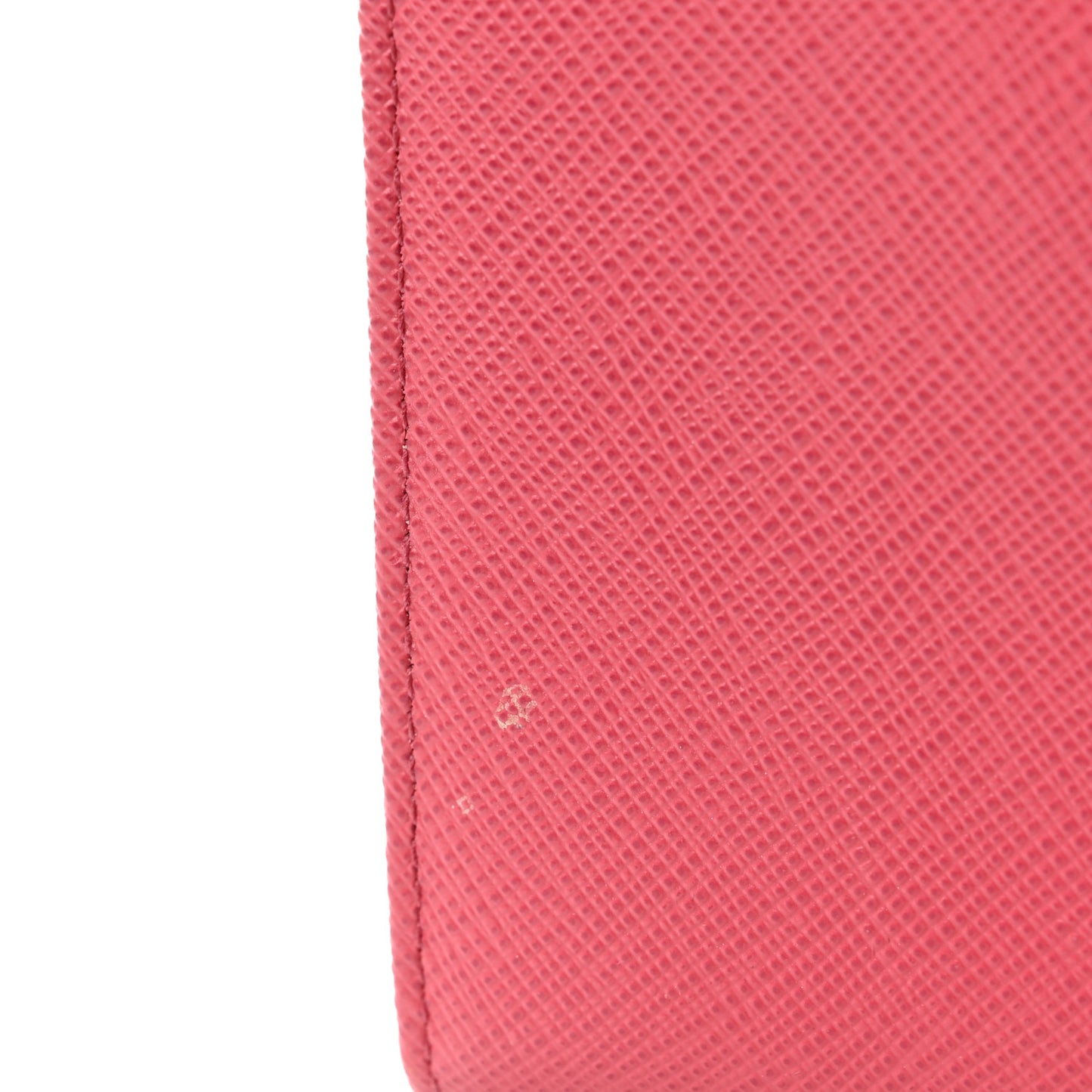 Saffiano Triangle Wristlet Wallet Peonia
