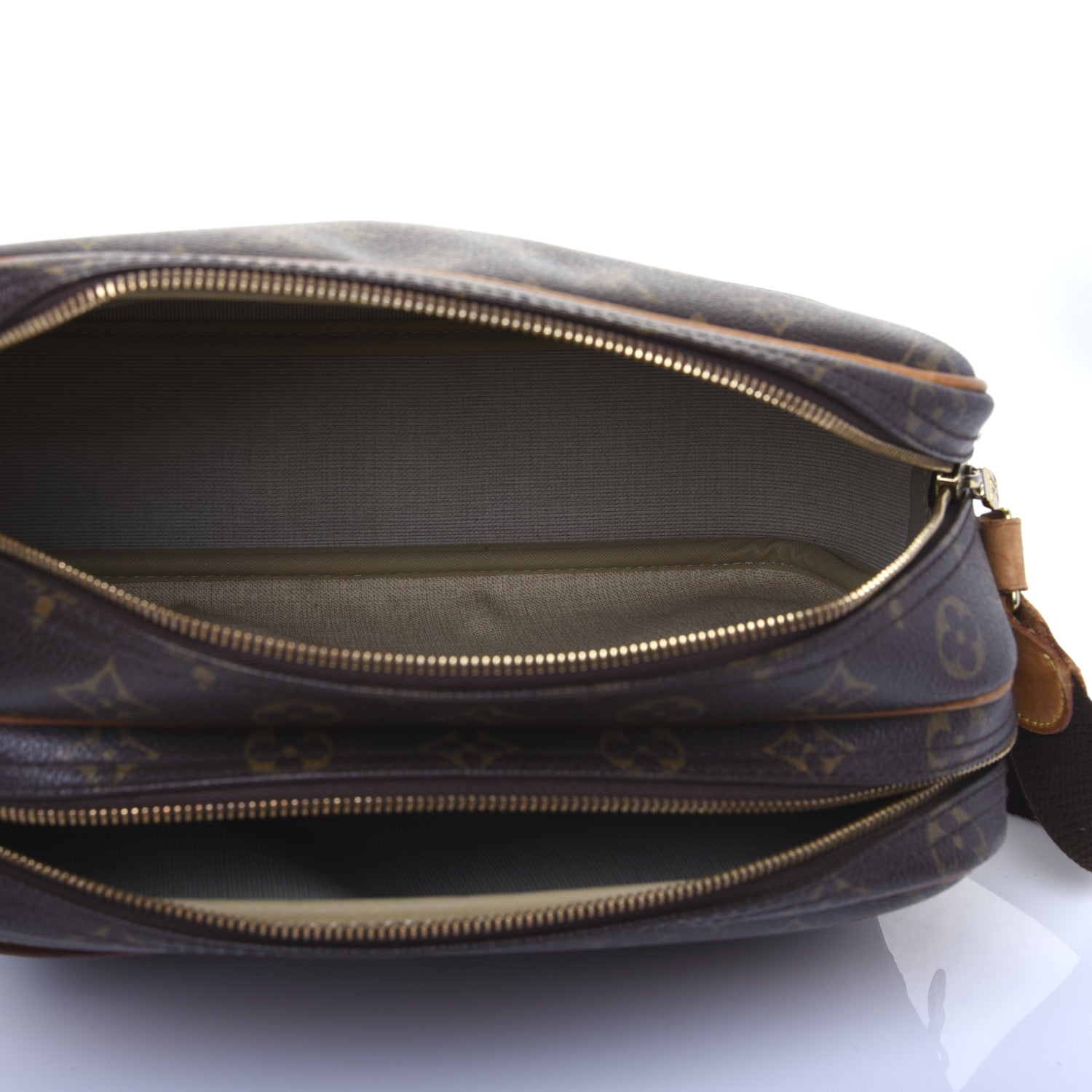 Louis Vuitton Monogram Reporter PM 5 of 21