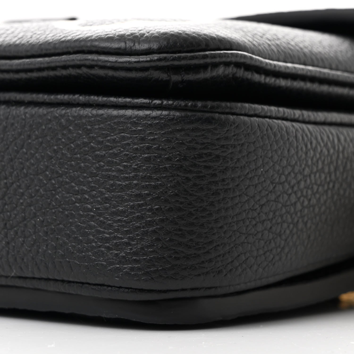 Louis Vuitton Empreinte Monogram Giant Pochette Metis East West Black Beige 10 of 10