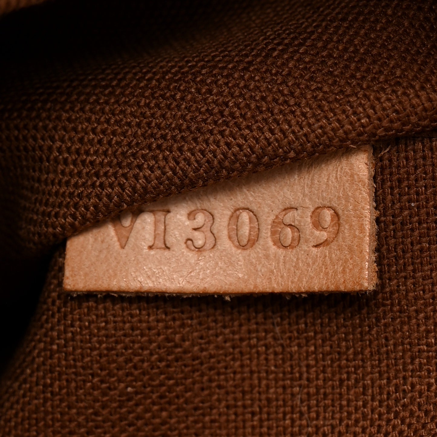 LOUIS VUITTON Monogram Tivoli PM