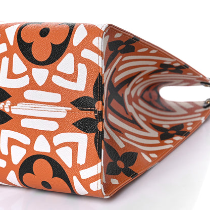 Louis Vuitton Monogram Giant Crafty Onthego GM Crème Caramel 7 of 7