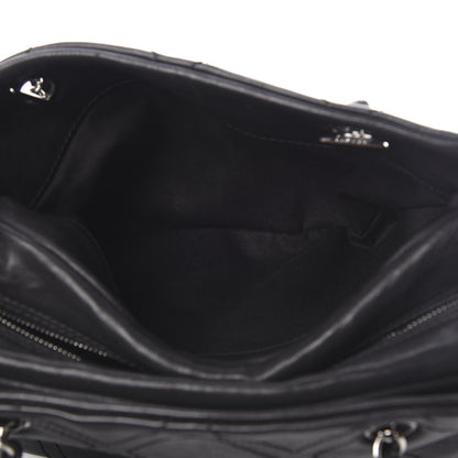 Chanel Calfskin Diamond Stitch Tote Black 5 of 14